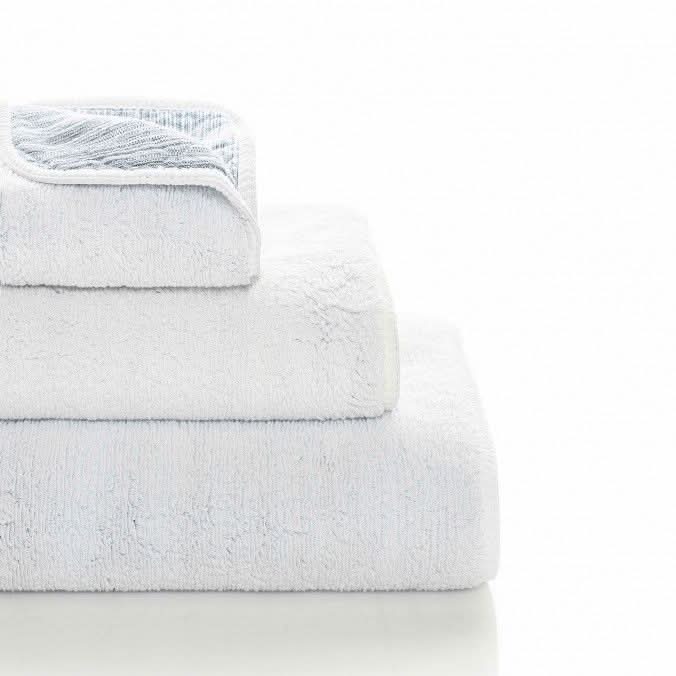 RANDOM TOWELS