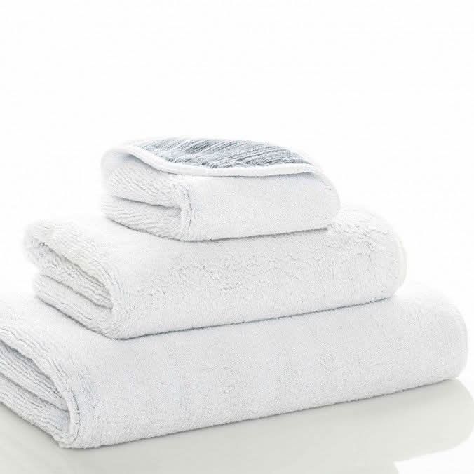 RANDOM TOWELS