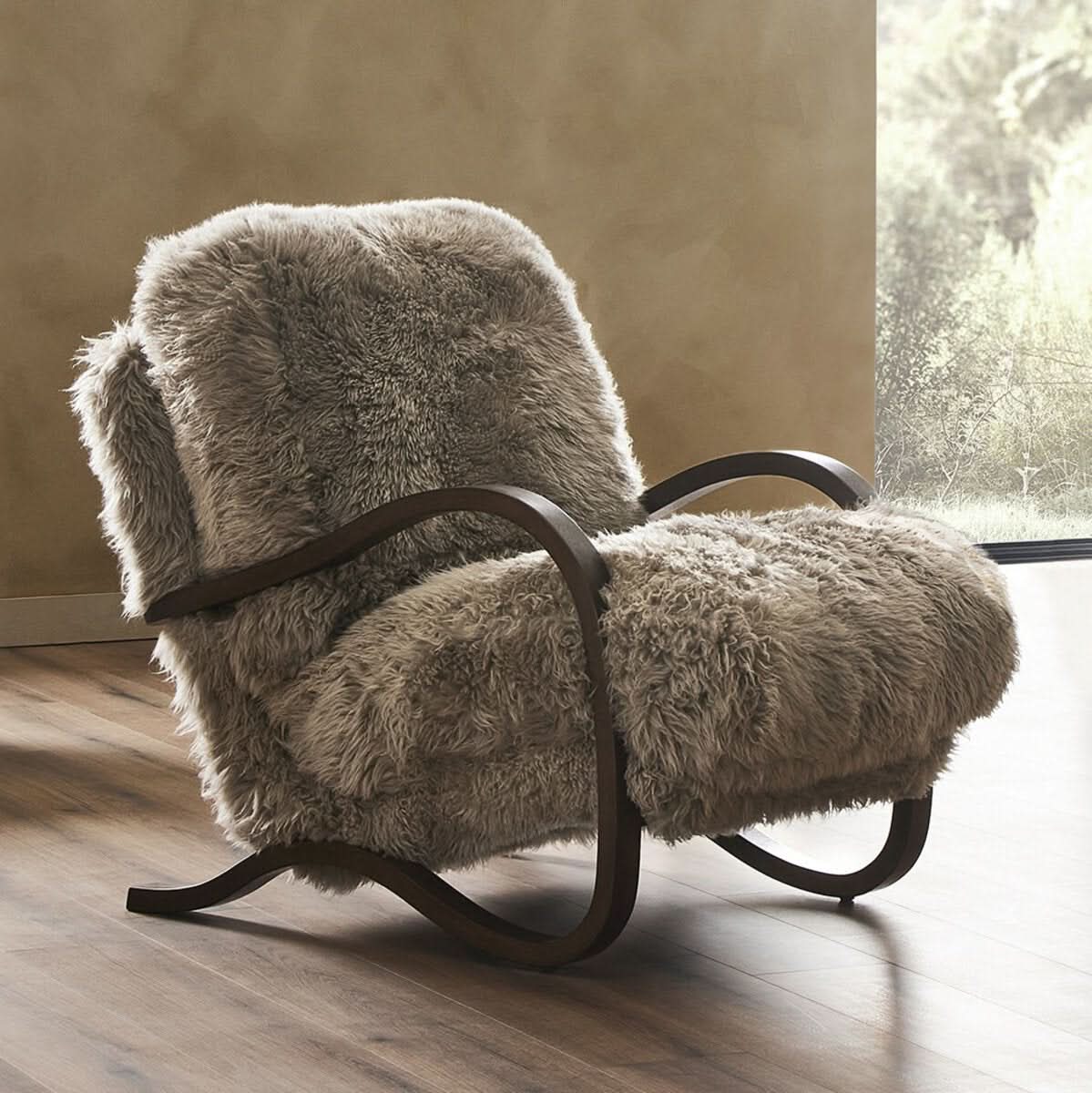 TOBIN CHAIR