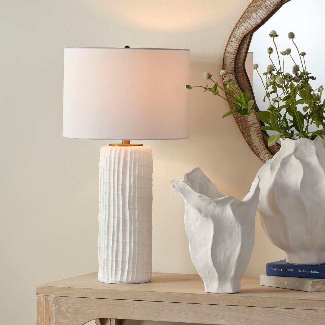 JULY NEW TRUNK TABLE LAMP