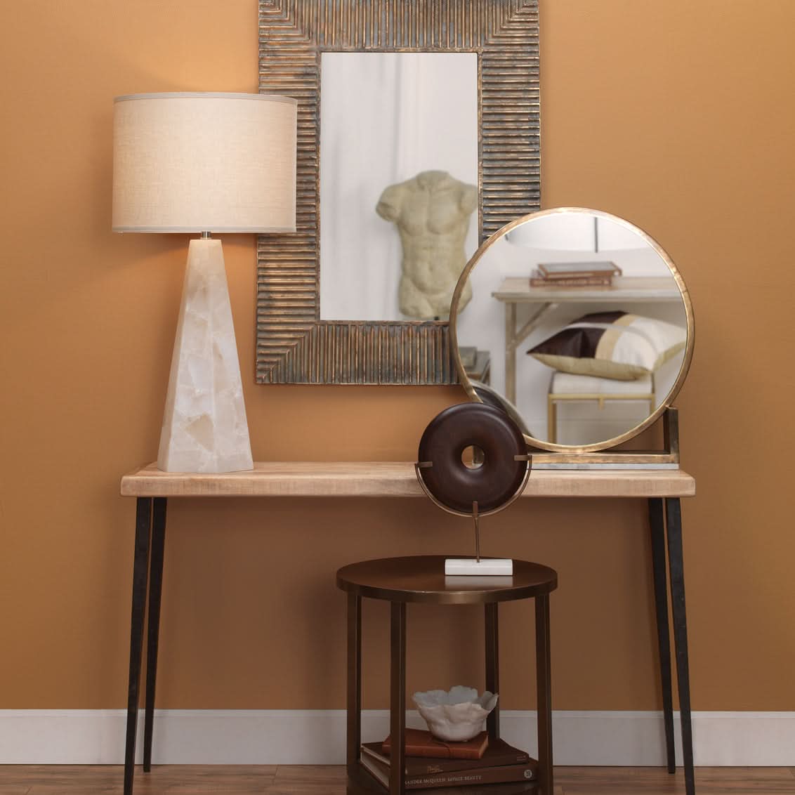 BOREALIS HEXAGON TABLE LAMP