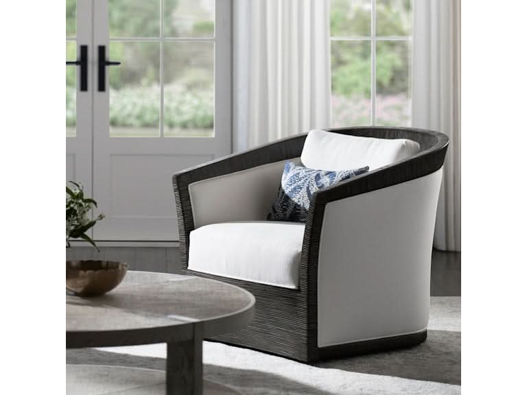 REGINA SWIVEL LOUNGE CHAIR