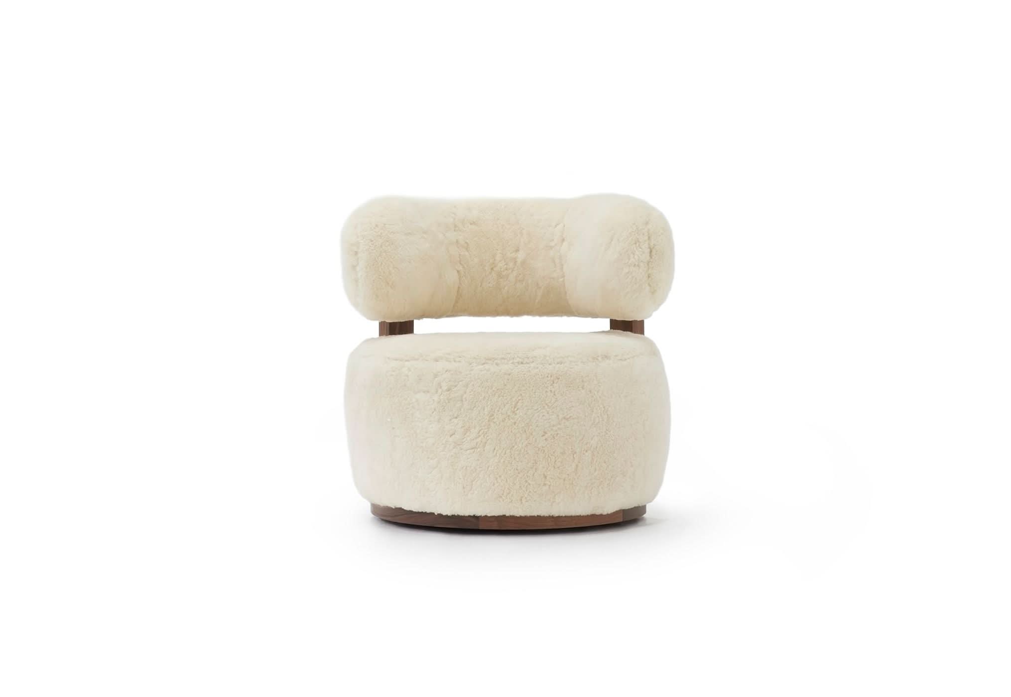 GASTON SWIVEL CHAIR