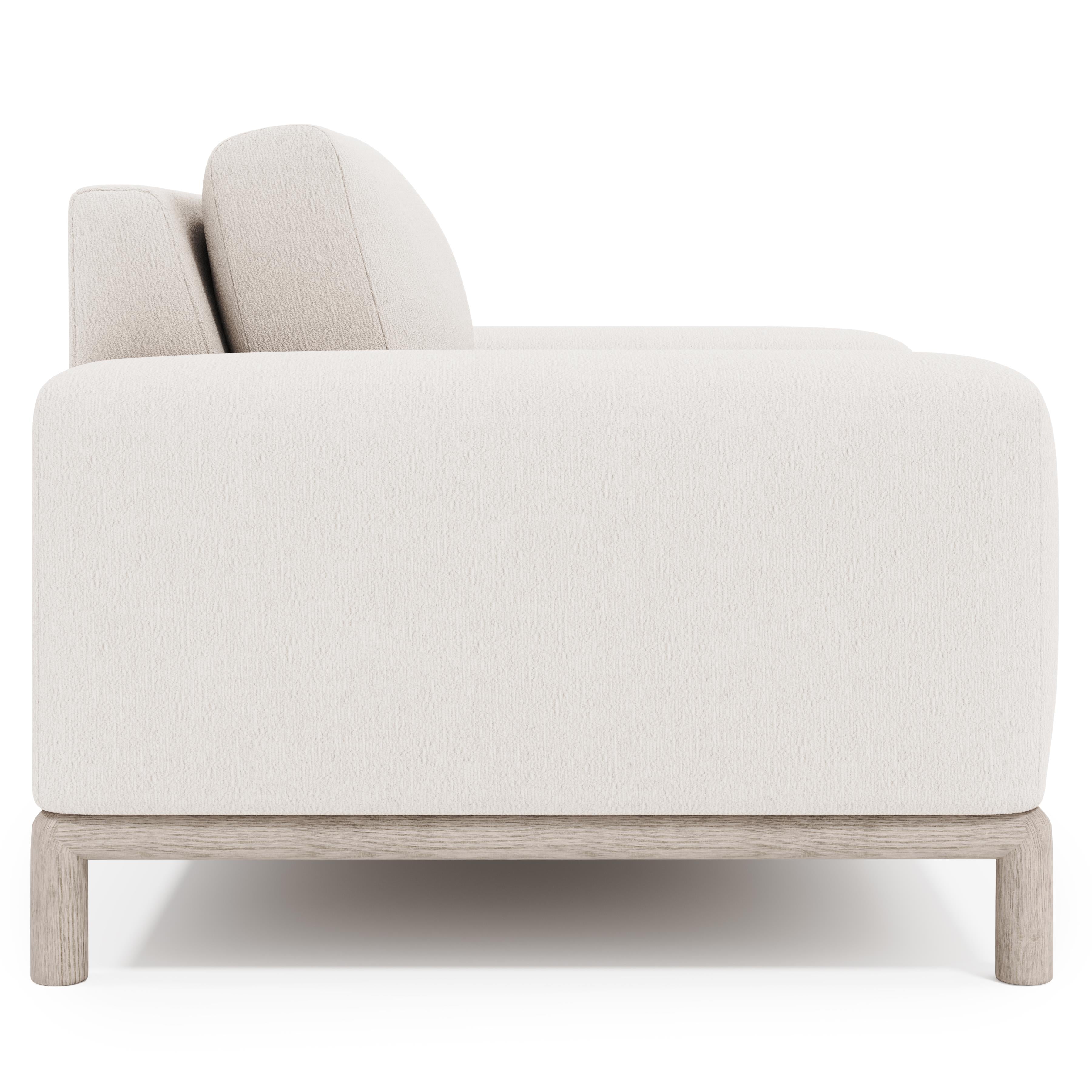HadleyFabricChair1_7c5cdc1b-ce71-42e2-8a7a-2c138b125136.jpg