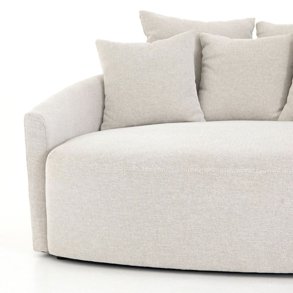 CHLOE MEDIA LOUNGER