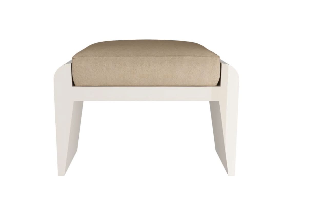 Alanna Ottoman
