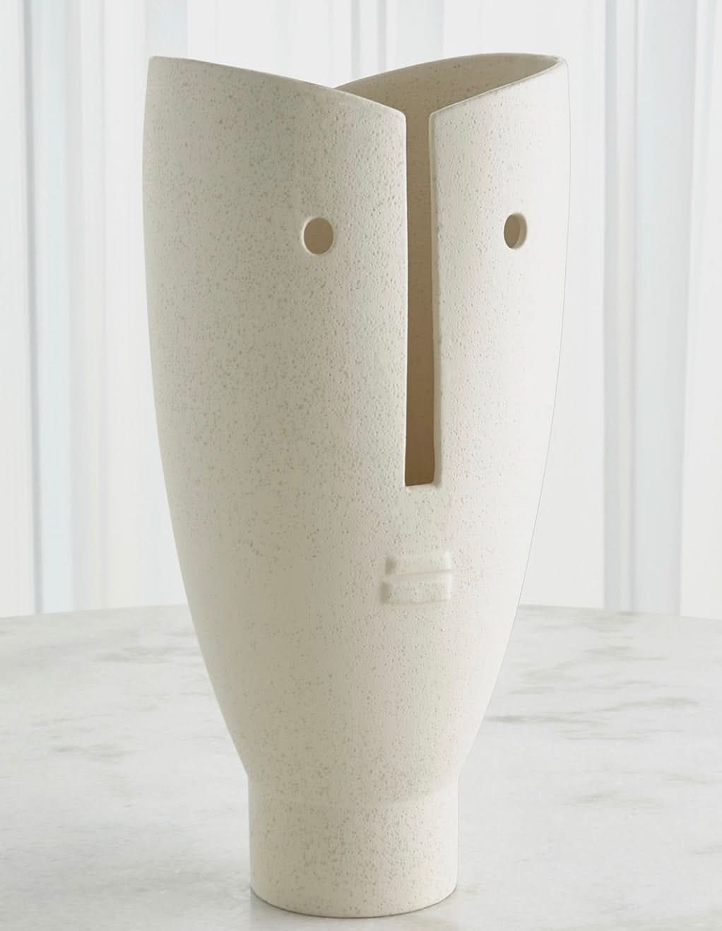 Leonard Vase