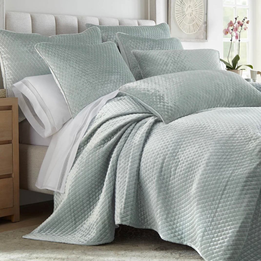 Enzo Coverlet-King-Seaglass