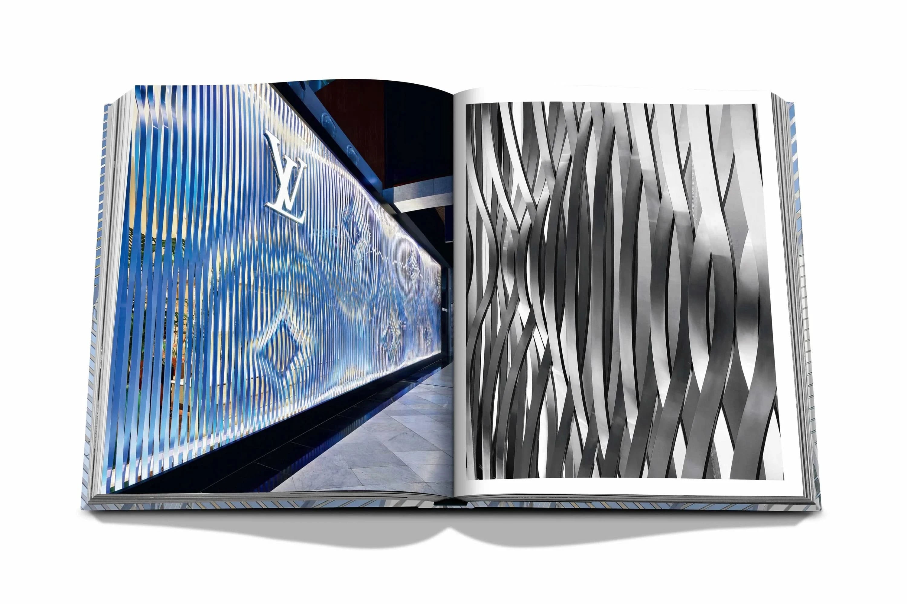 LOUIS VUITTON SKIN: ARCHITECTURE OF LUXURY (SINGAPORE EDITION)