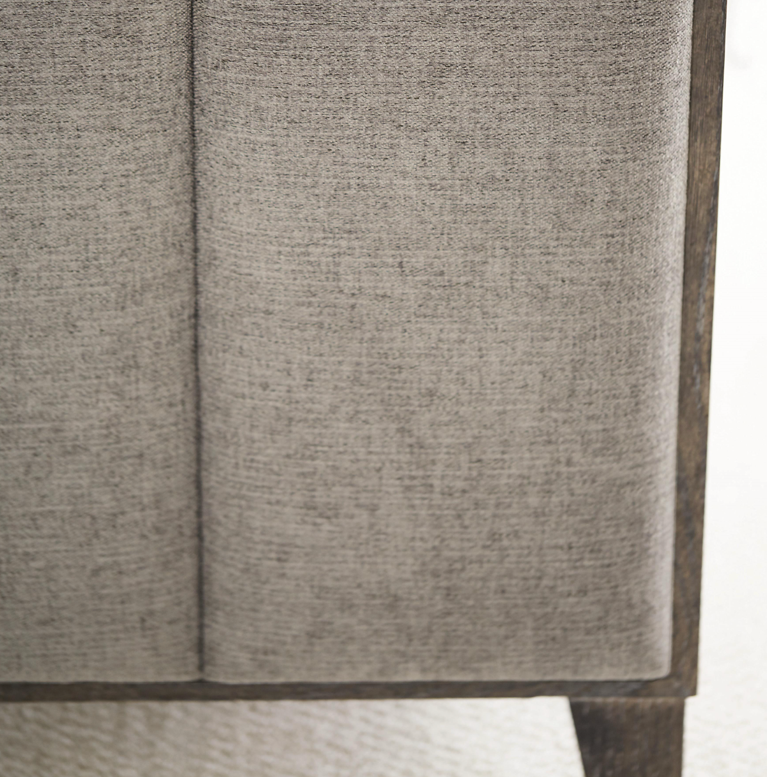 Linea Panel Bed