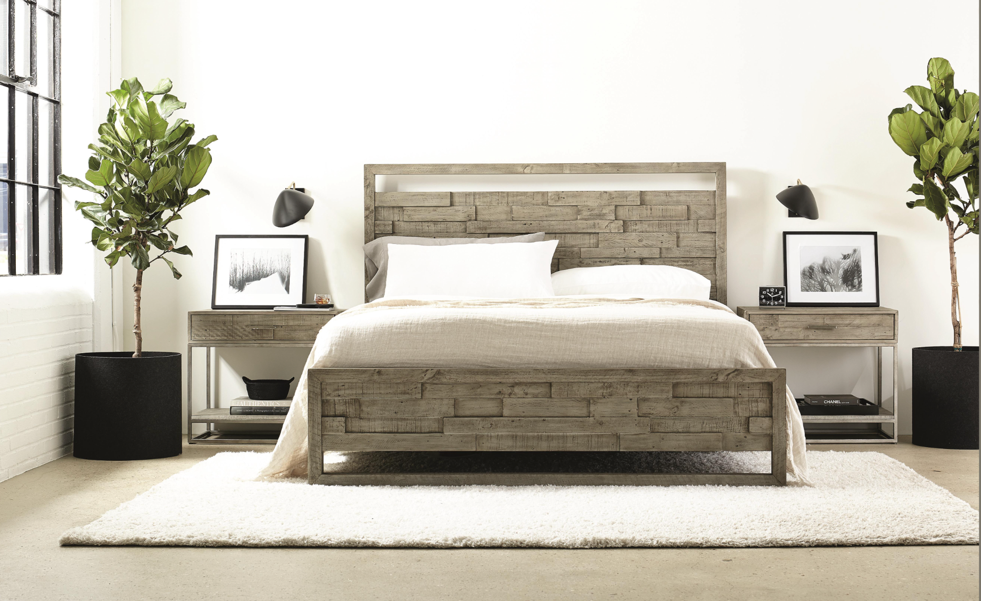Shaw Panel Bed