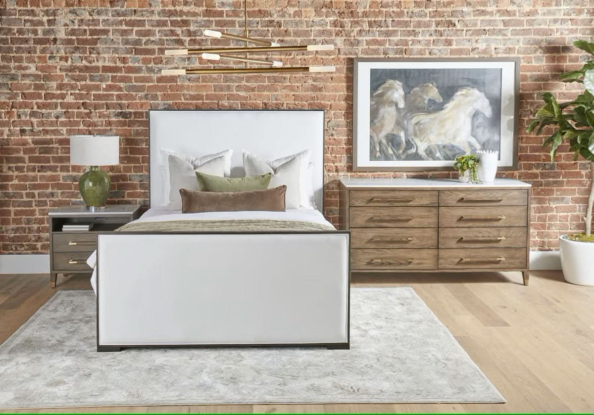 TAILOR CAL KING BED