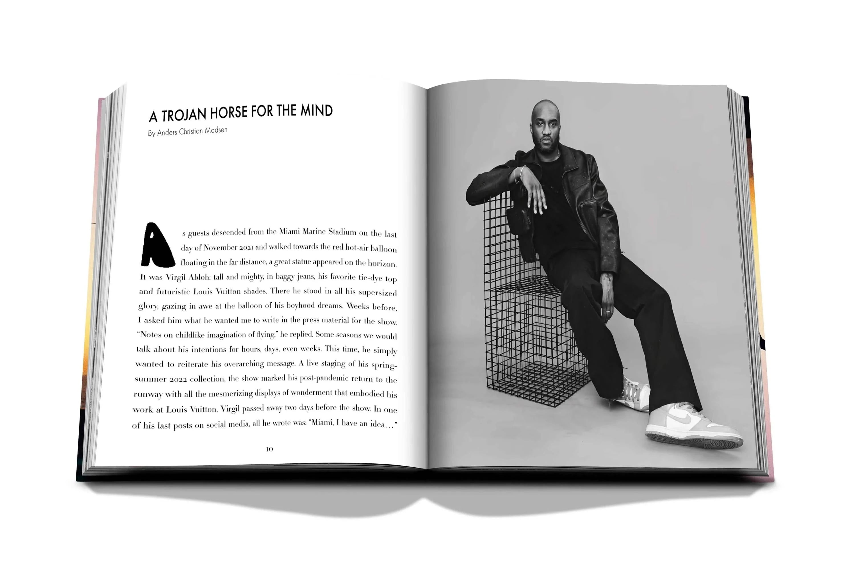 LOUIS VUITTON: VIRGIL ABLOH (CLASSIC BALLOON COVER)